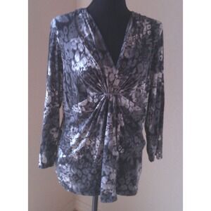 CHAUS WOMENS SIZE LARGE LONG SLEEVE GREY ANIMAL PRINT TOP